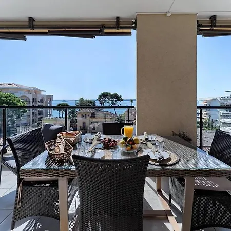 Superbe Toit Terrasse Vue Lejlighed